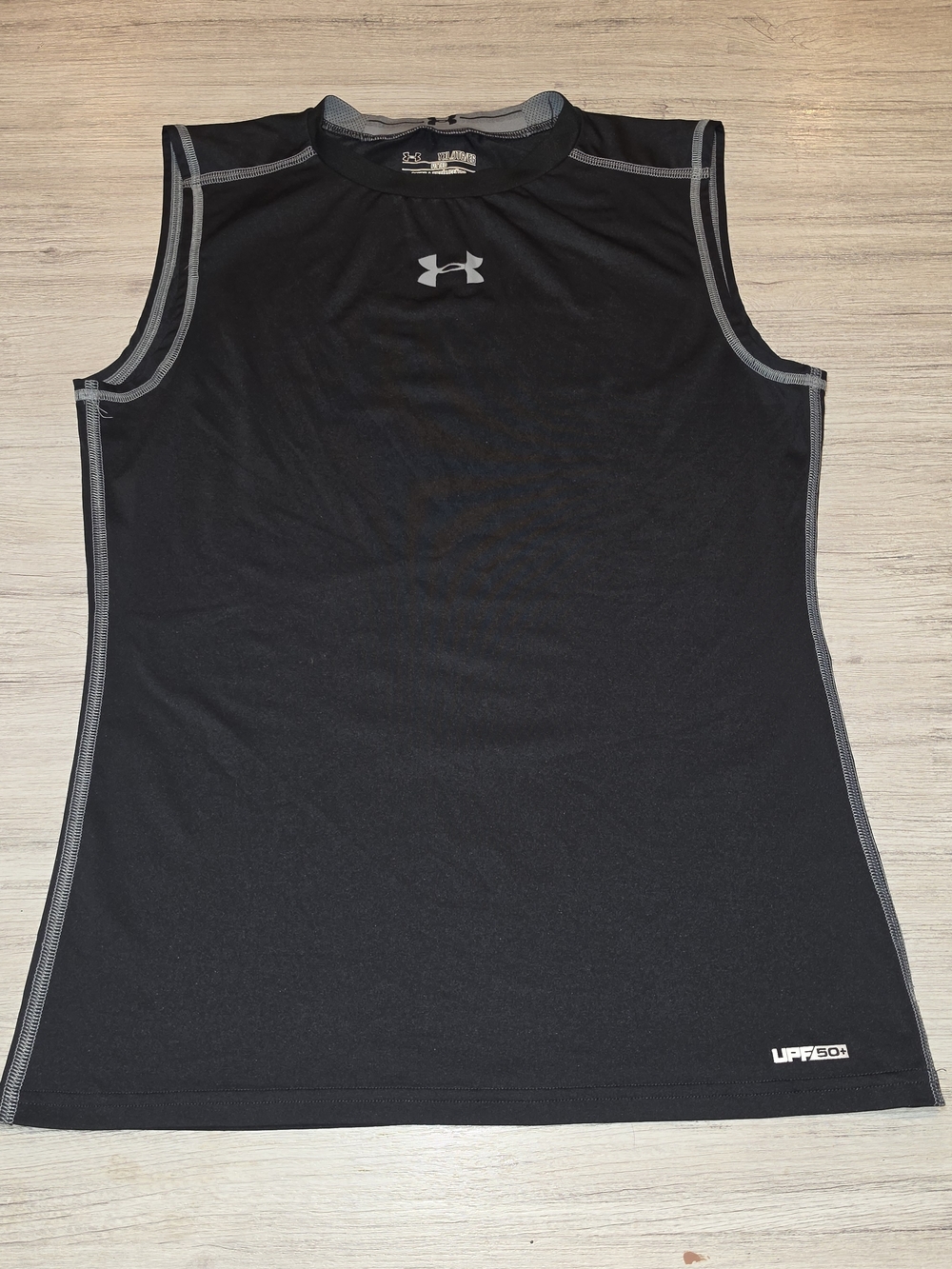 Under Armour Heat Gear Fitted Sleeveless Athletic Shirt Youth Black Size XL A1